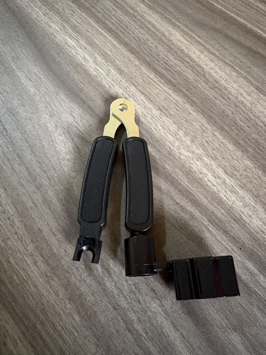 guitar string winder and cutter